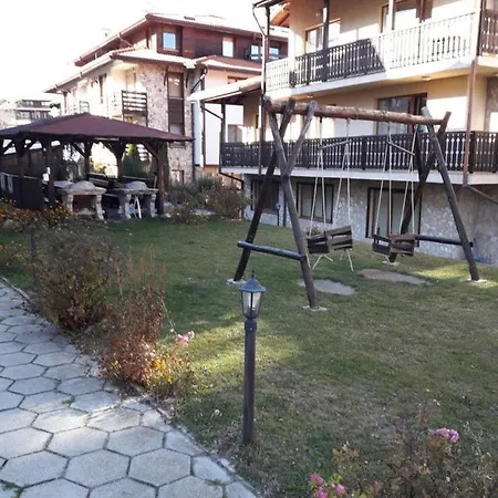 4 Seasons - Bansko