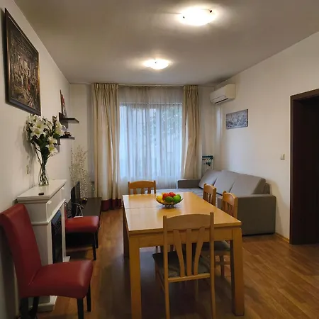 4 Seasons - Apartment Bansko
