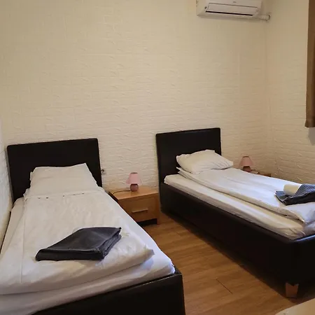 4 Seasons - Банско