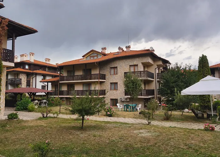 4 Seasons - * Banszko